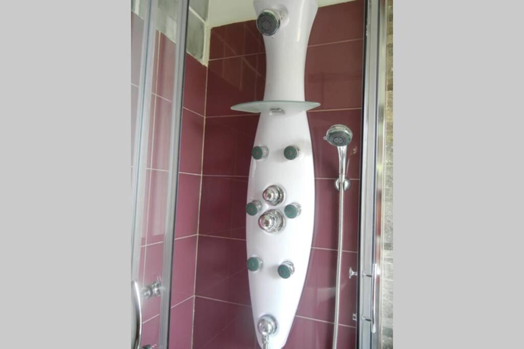 "Little Sicilian Home"-Room With A Private Bathroom & Kitchen -Fridge - And Shared A Beautiful Terrace On Hostel Taormina Center Luaran gambar