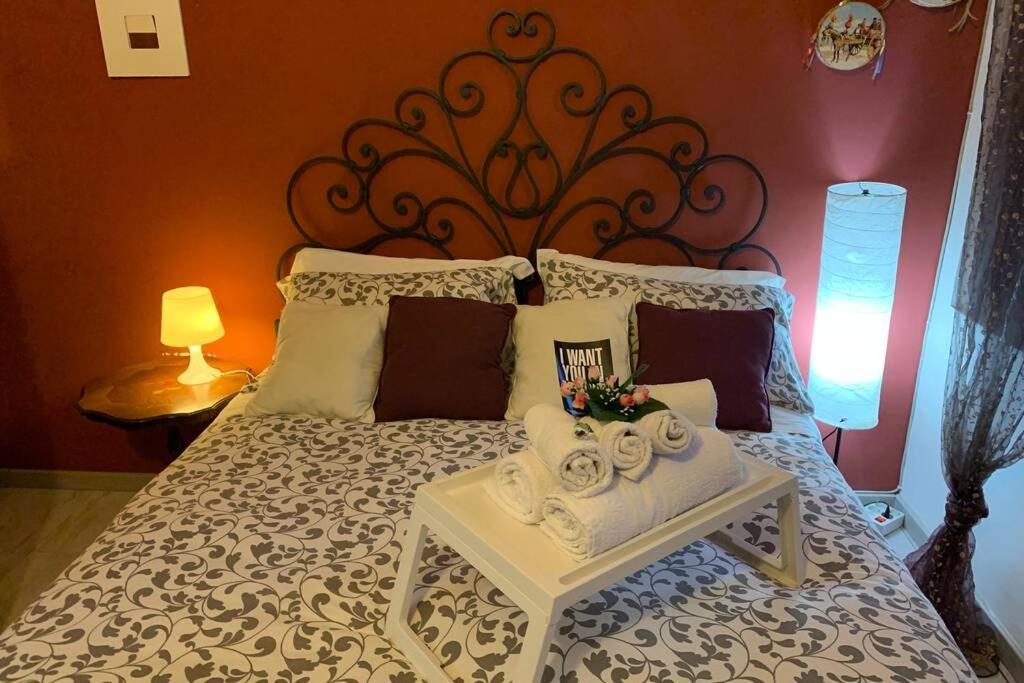 "Little Sicilian Home"-Room With A Private Bathroom & Kitchen -Fridge - And Shared A Beautiful Terrace On Hostel Taormina Center Luaran gambar
