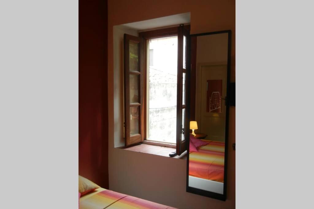 "Little Sicilian Home"-Room With A Private Bathroom & Kitchen -Fridge - And Shared A Beautiful Terrace On Hostel Taormina Center Luaran gambar