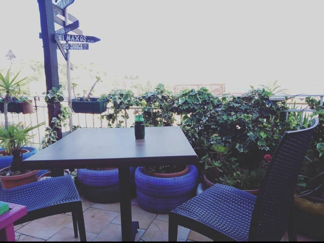 "Little Sicilian Home"-Room With A Private Bathroom & Kitchen -Fridge - And Shared A Beautiful Terrace On Hostel Taormina Center Luaran gambar